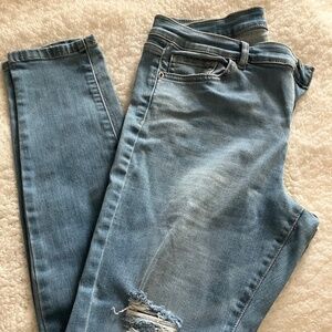 Soho Distressed Skinny Jeans